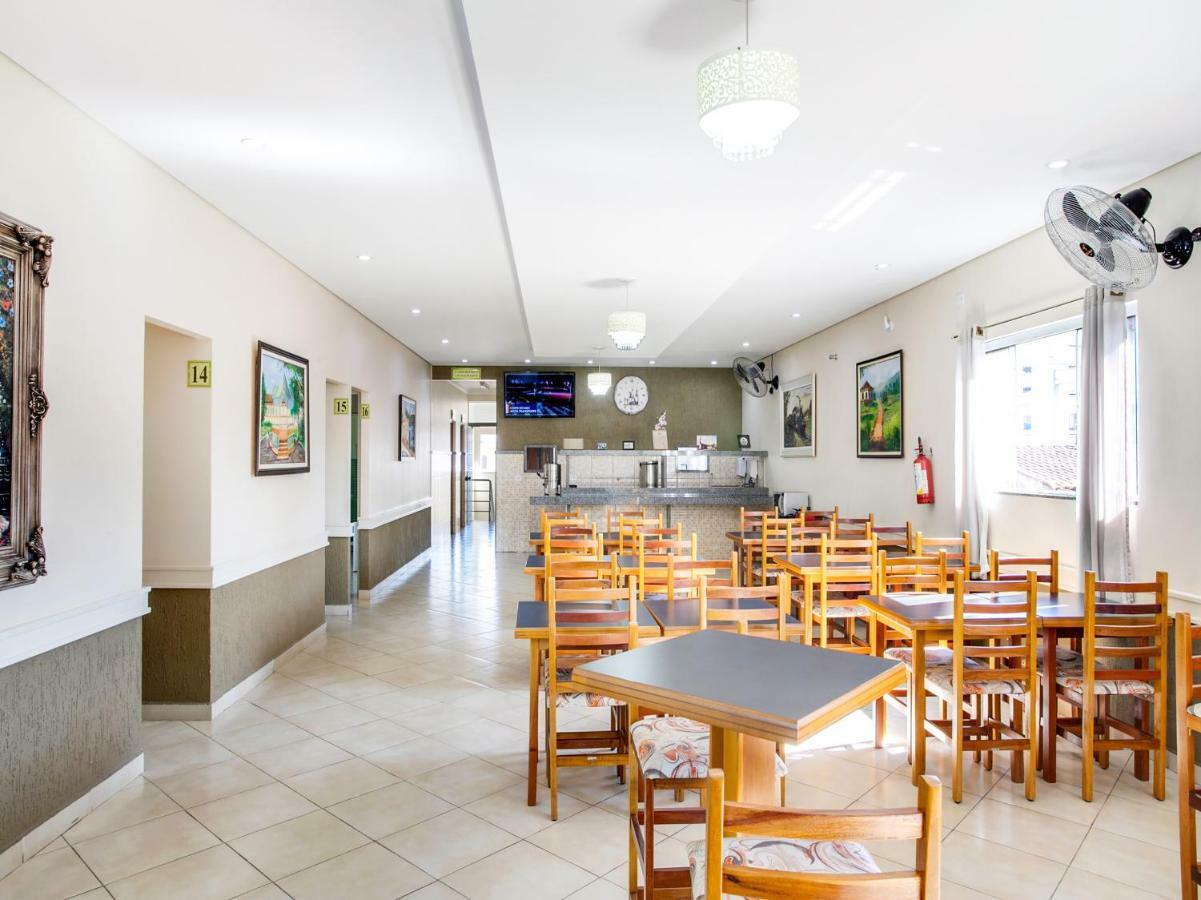 Oyo Hotel Dayse Santana de Parnaíba Eksteriør billede