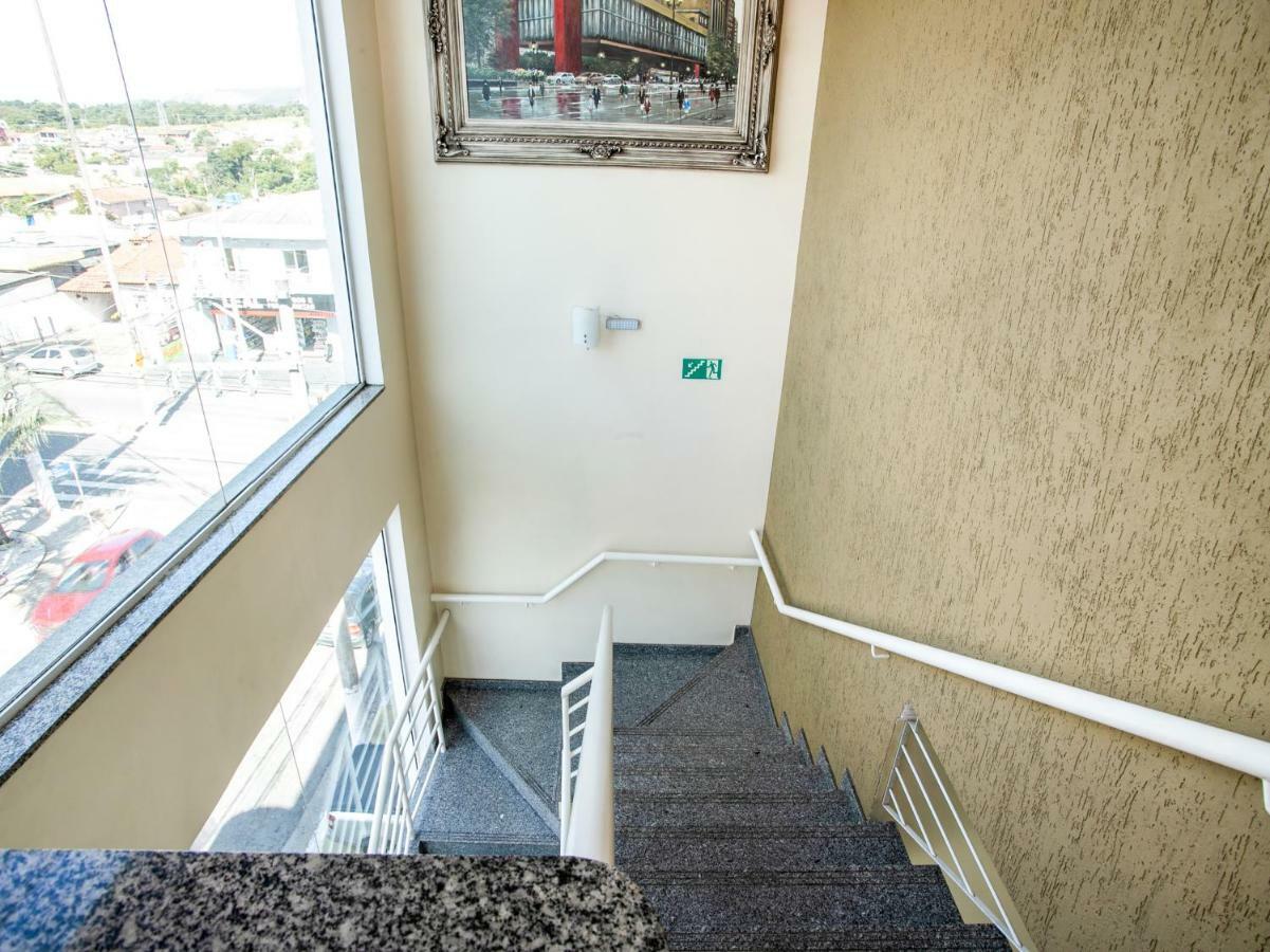 Oyo Hotel Dayse Santana de Parnaíba Eksteriør billede